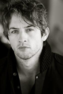 Фотография Johnny Pacar