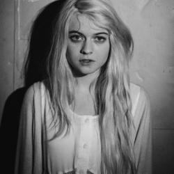 Фотография Holly Henry