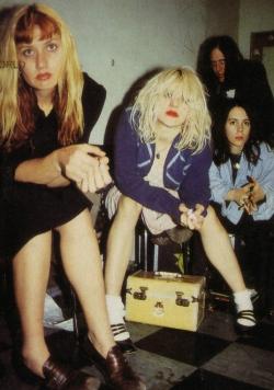 Фотография Hole