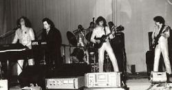 Фотография Красные Маки и А. Хоралов